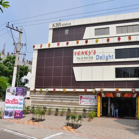 Venky'S Delight Rajahmundry Bagian luar foto