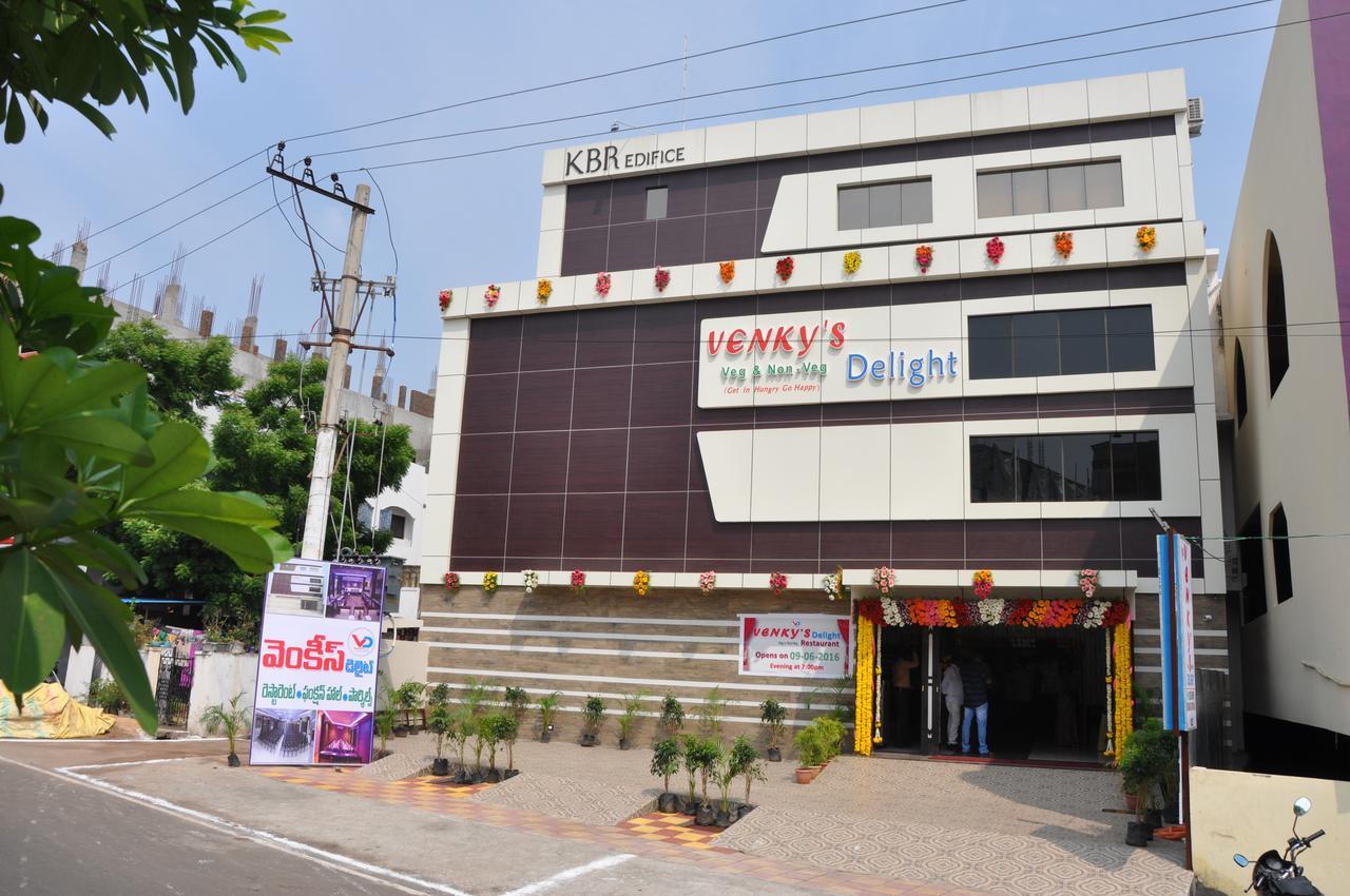 Venky'S Delight Rajahmundry Bagian luar foto