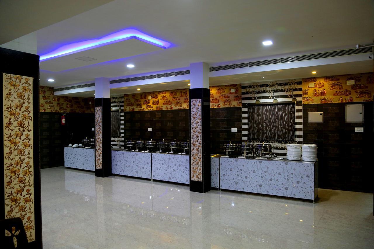 Venky'S Delight Rajahmundry Bagian luar foto