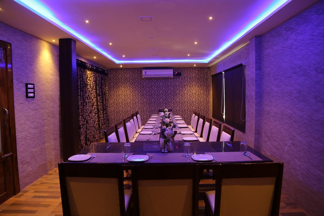 Venky'S Delight Rajahmundry Bagian luar foto