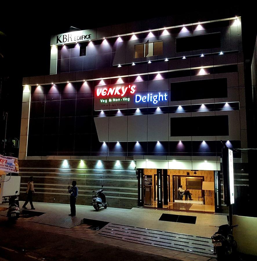 Venky'S Delight Rajahmundry Bagian luar foto