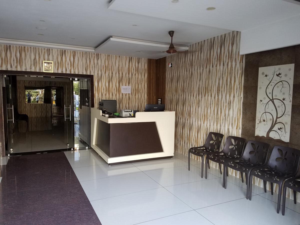 Venky'S Delight Rajahmundry Bagian luar foto